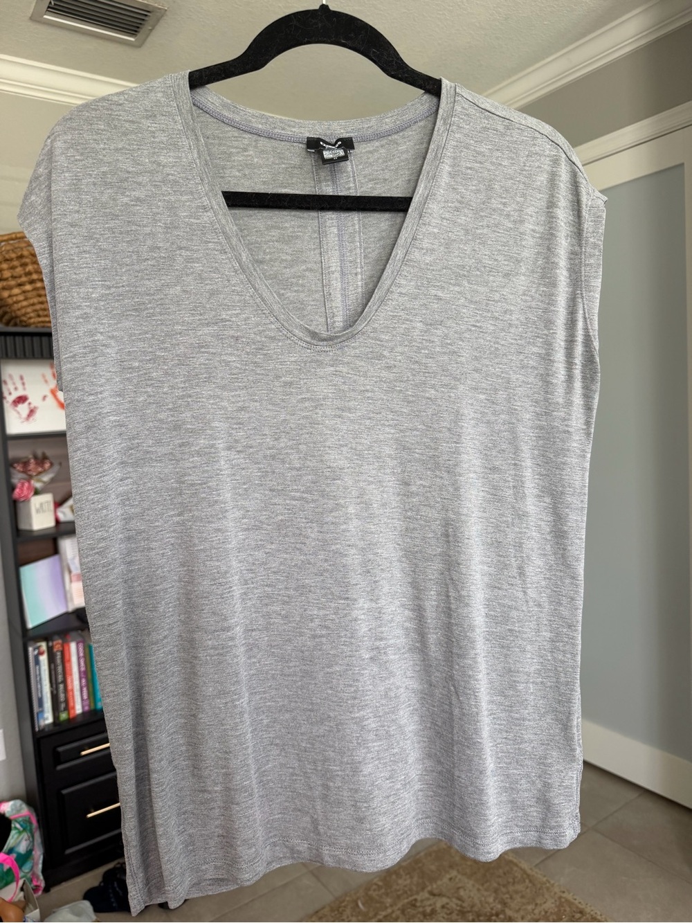 Express Pima cotton Light Gray V-Neck Women's Top